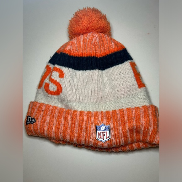 Broncos fleece lined hat - Picture 2 of 9
